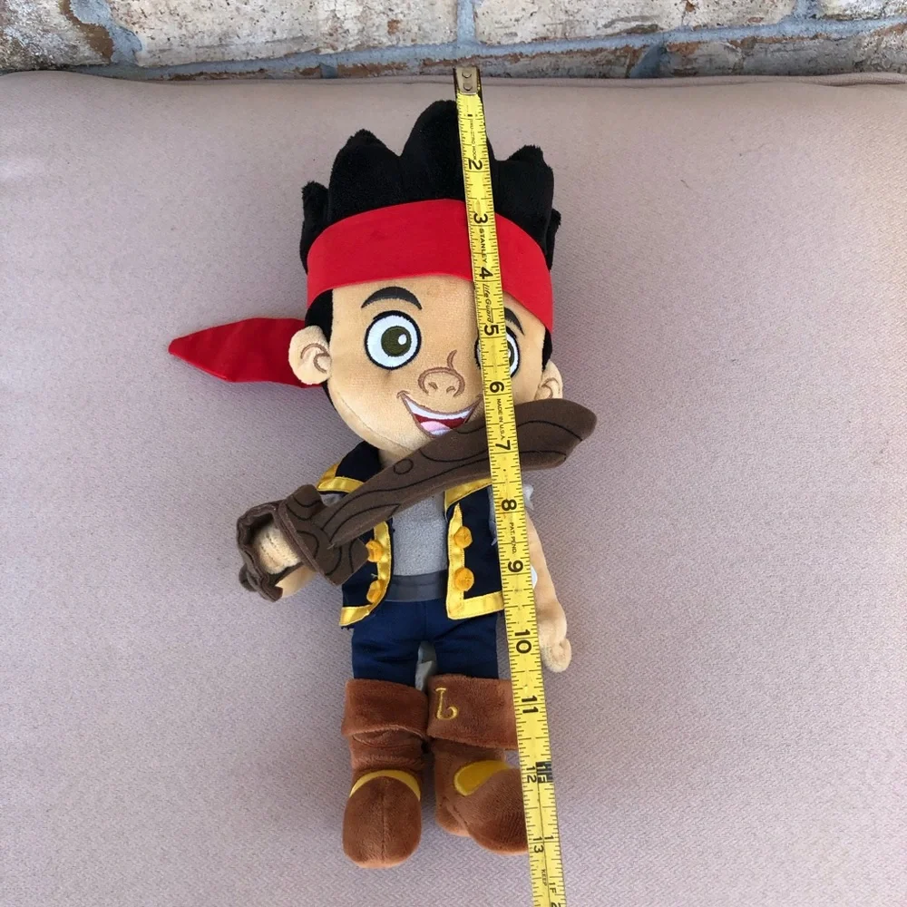 Disney Store Jake and the‎ Neverland Pirates 12'' & Pirates of the Caribbean Pin
